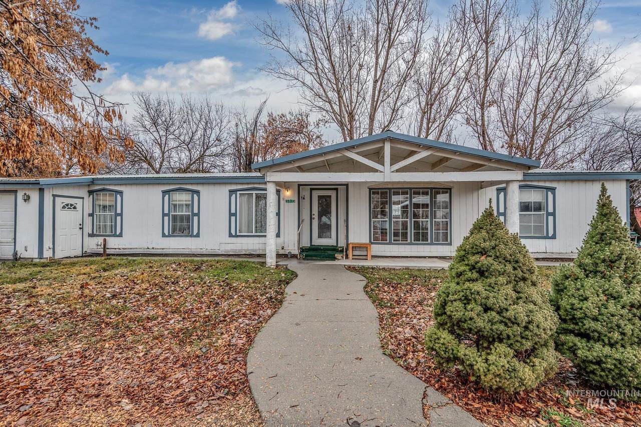 502 Idaho St - Photo 1