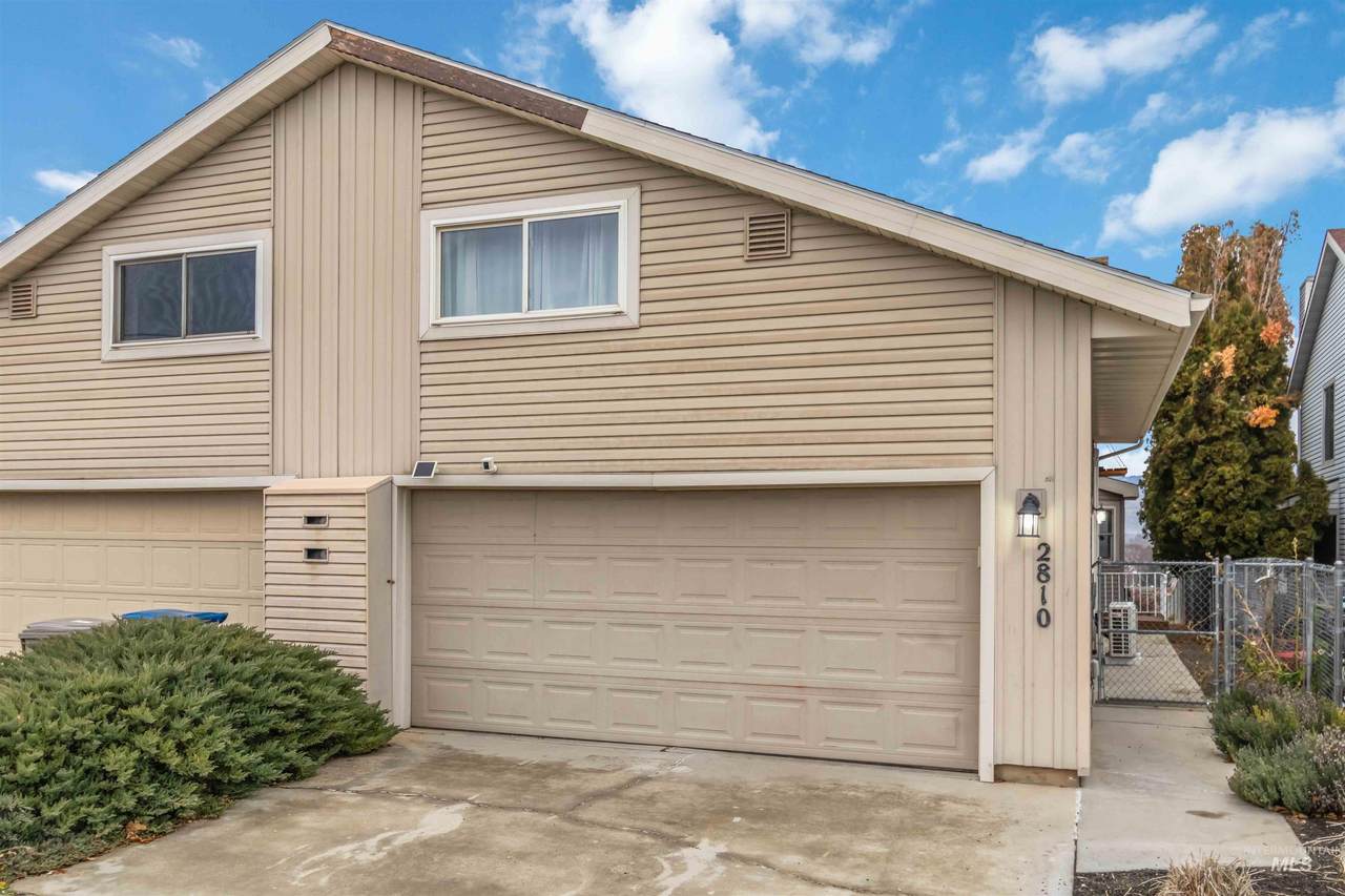 2810 Sunrise Rim Rd - Photo 1