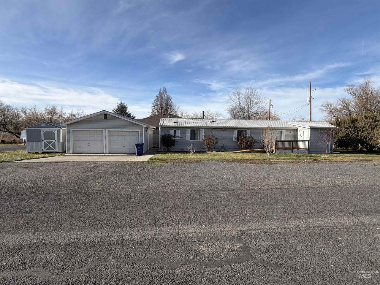 376 Second - Photo 1