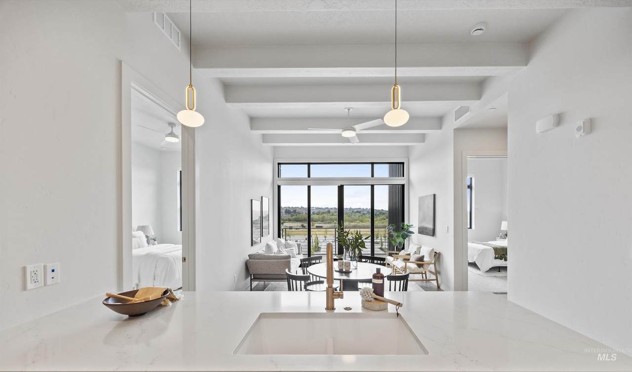 4340 Haystack St - Photo 1