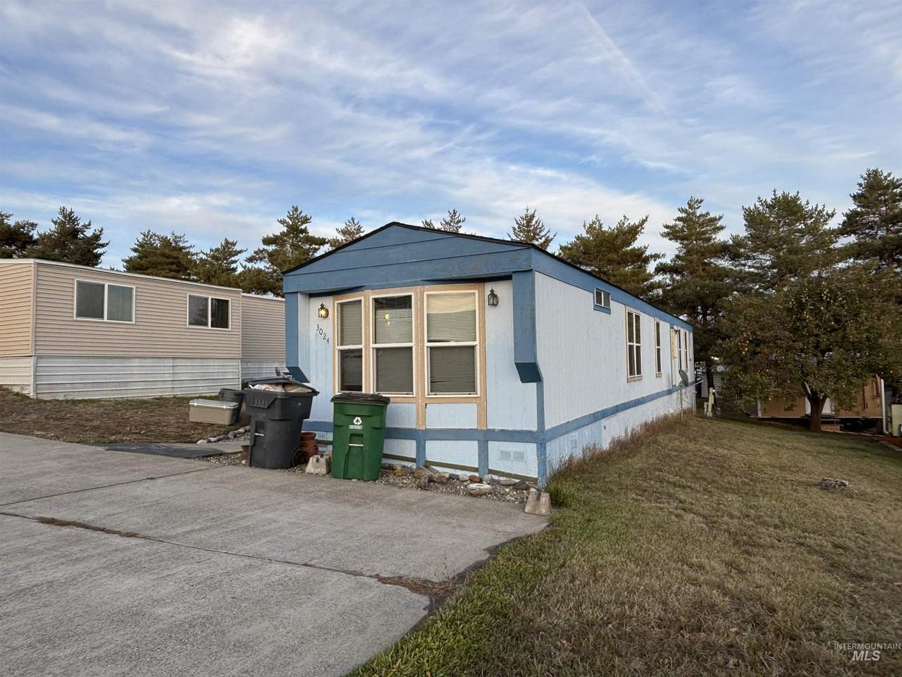 609 Almon #3024 - Photo 1