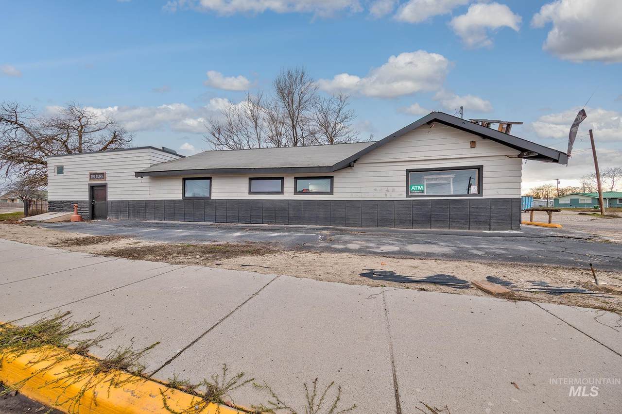 797 Oregon St - Photo 1