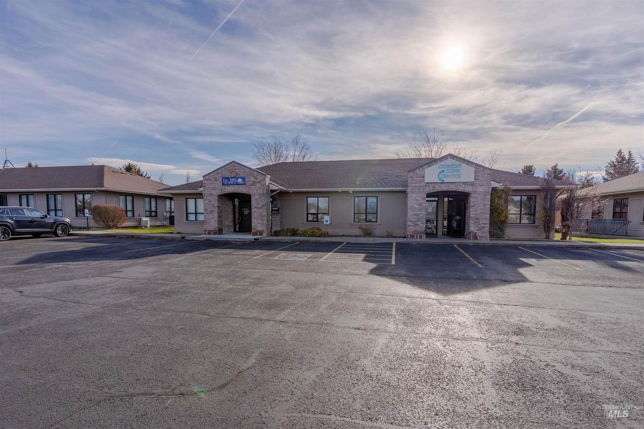 788 Eastland Drive - Photo 1