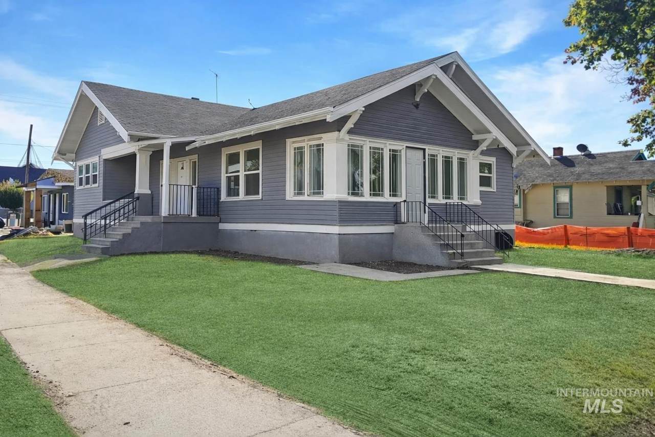 1601 Miller - Photo 1