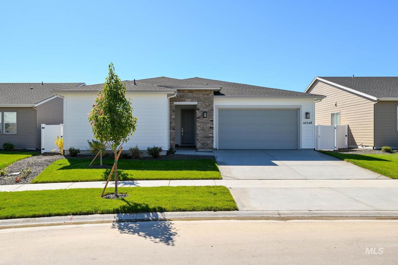 9023 Moon River Dr - Photo 1