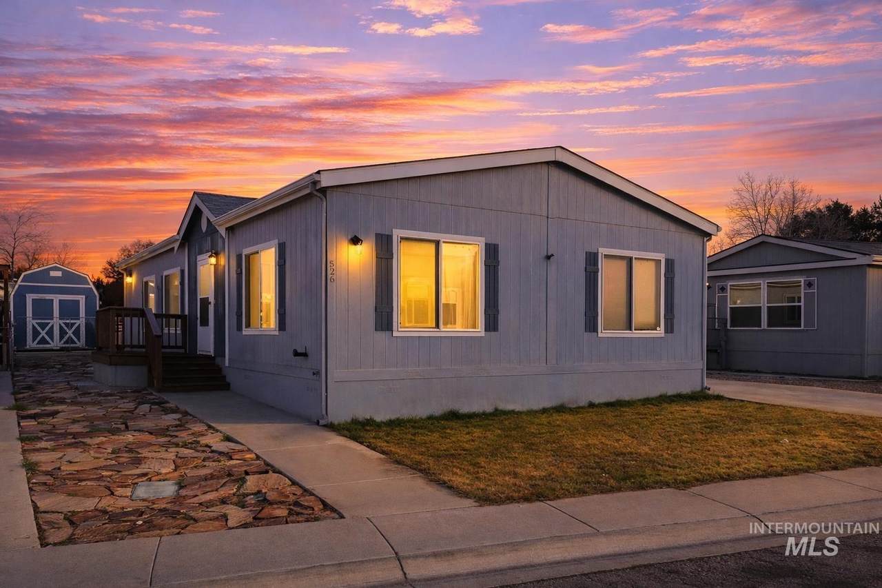 526 Mesquite Street - Photo 1