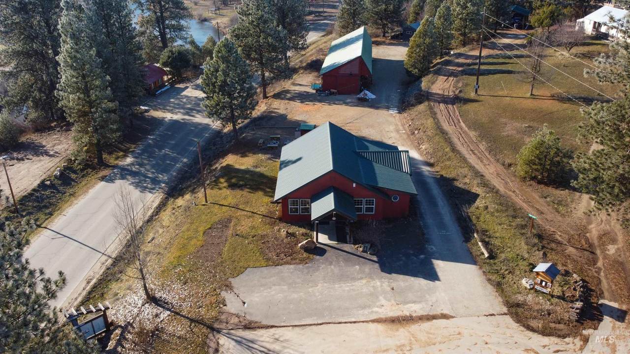 609 S Middlefork Rd - Photo 1