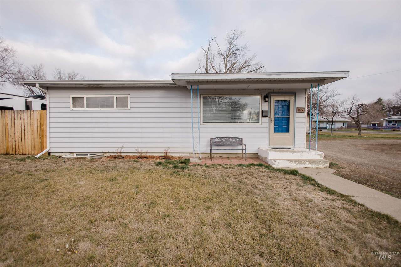 107 Baker Dr. - Photo 1