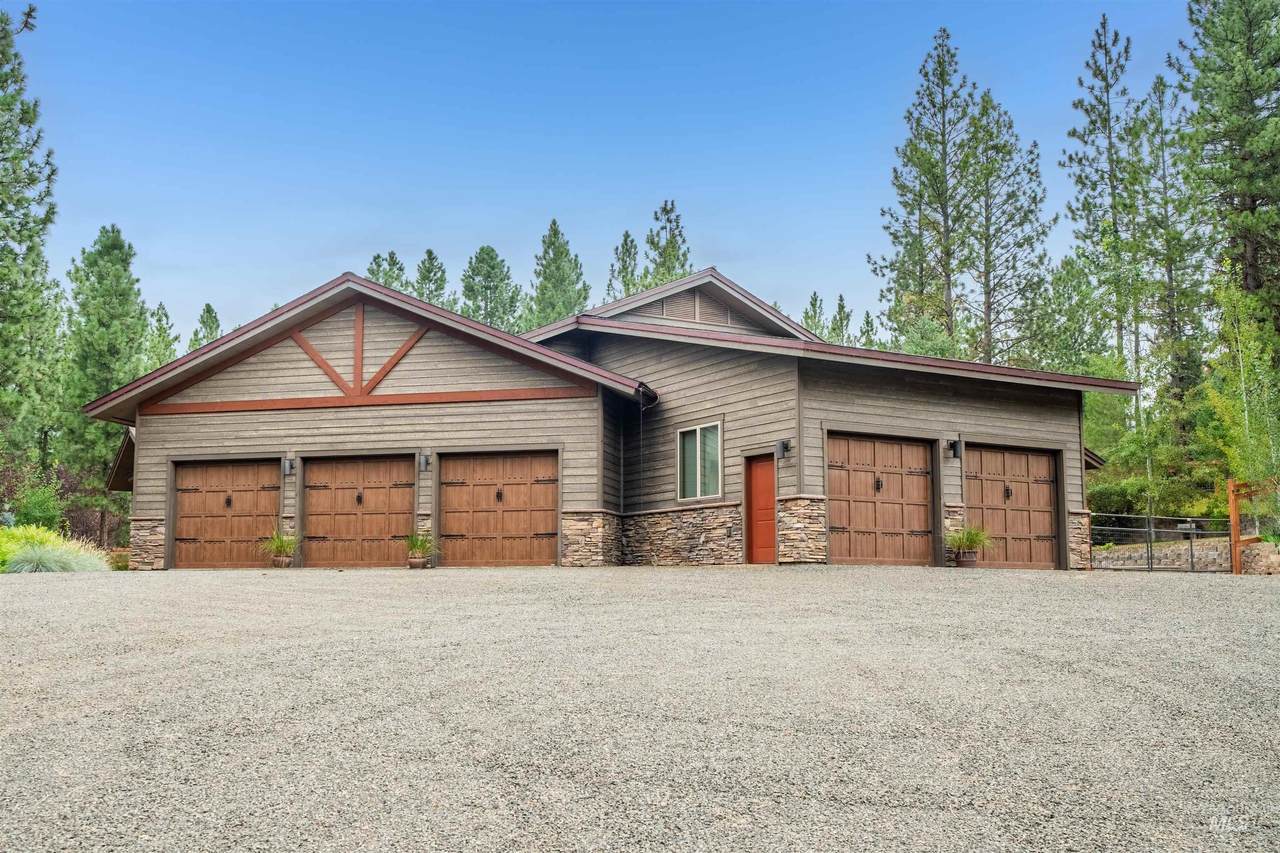 2755 West Pine Dr - Photo 1
