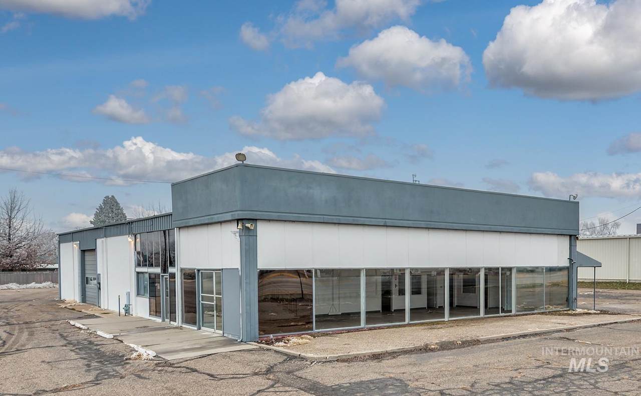 2095 4th Ave - Photo 1