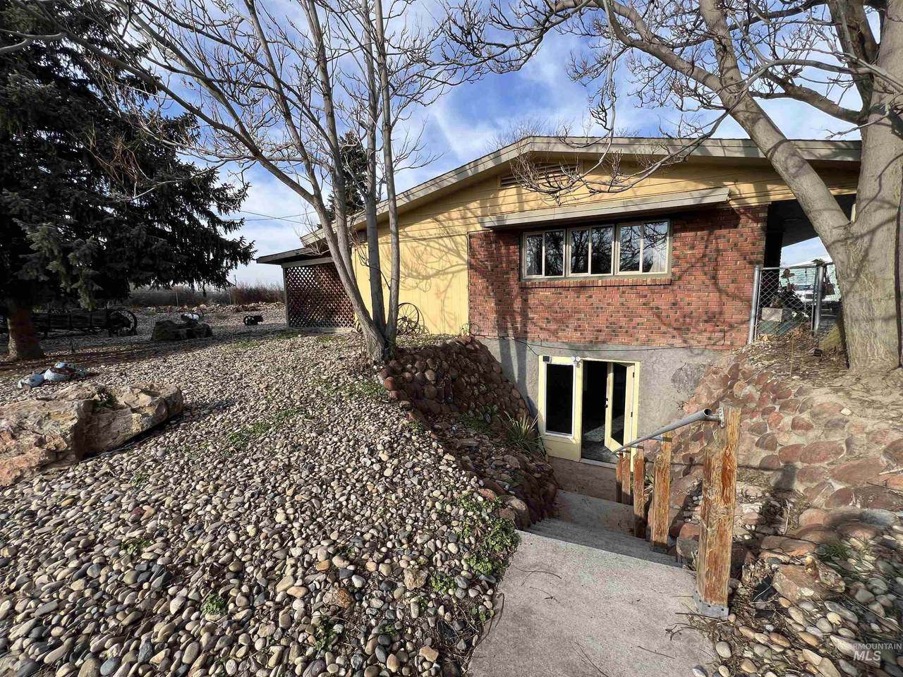 2405 Sunset #2 - Photo 1