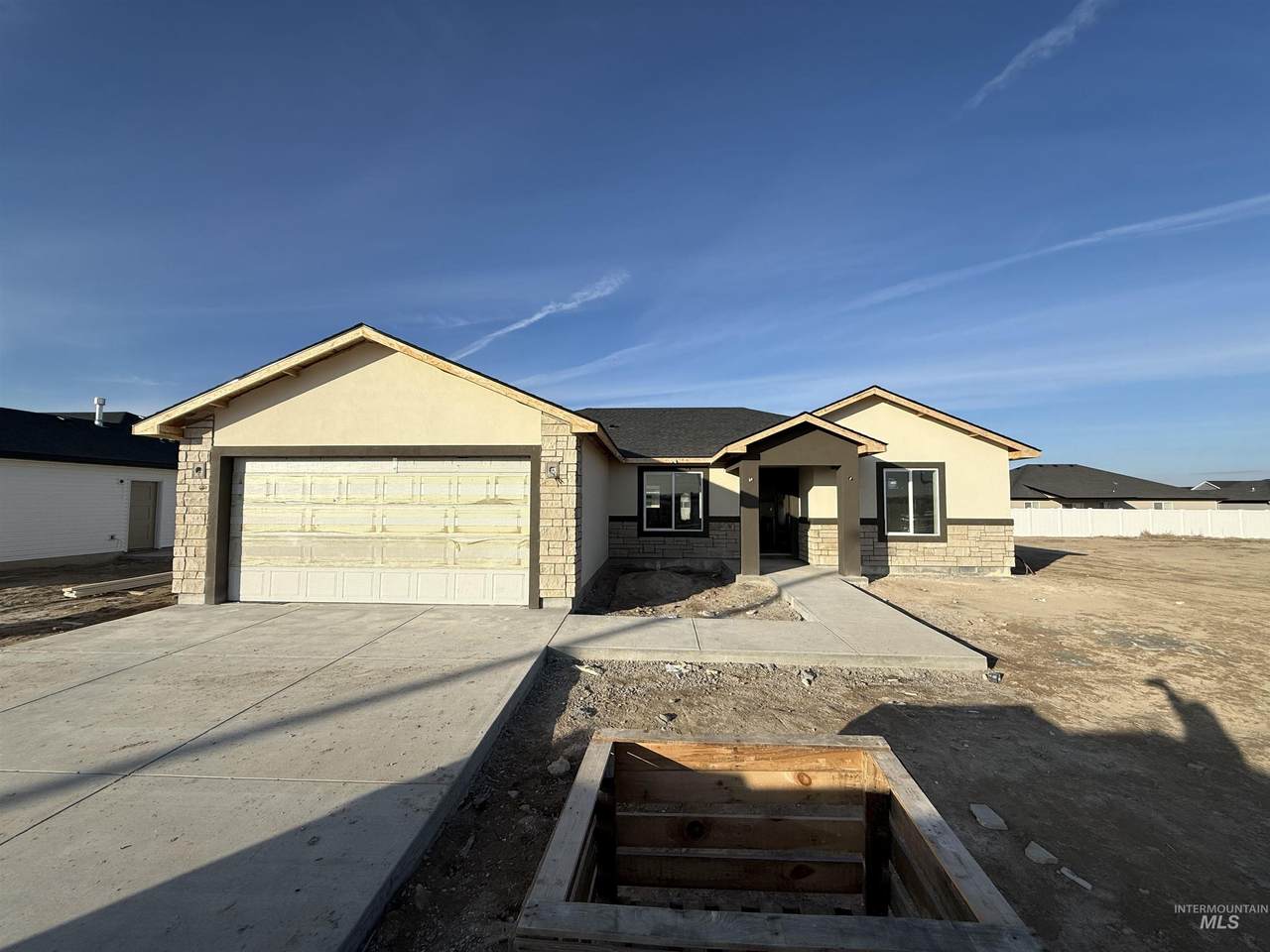 1196 Ira Burton - Photo 1