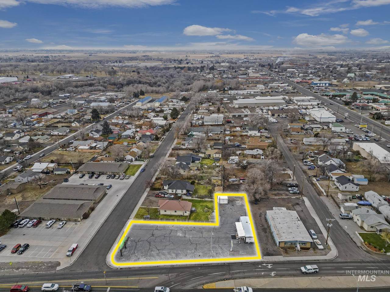 162 Washington St - Photo 1