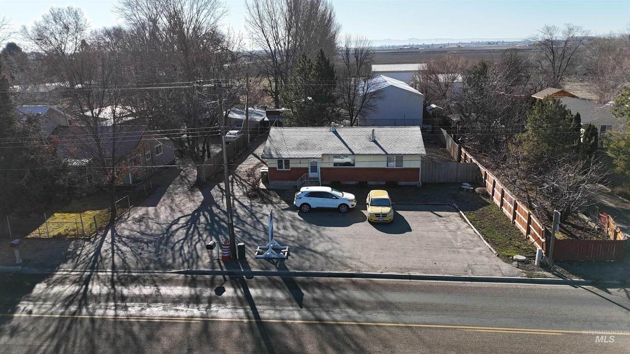 21567 Main Street - Photo 1