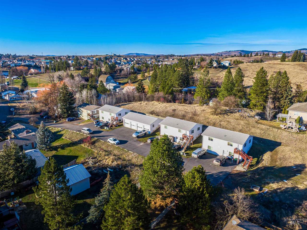 904 Vandal Dr. A-H - Photo 1