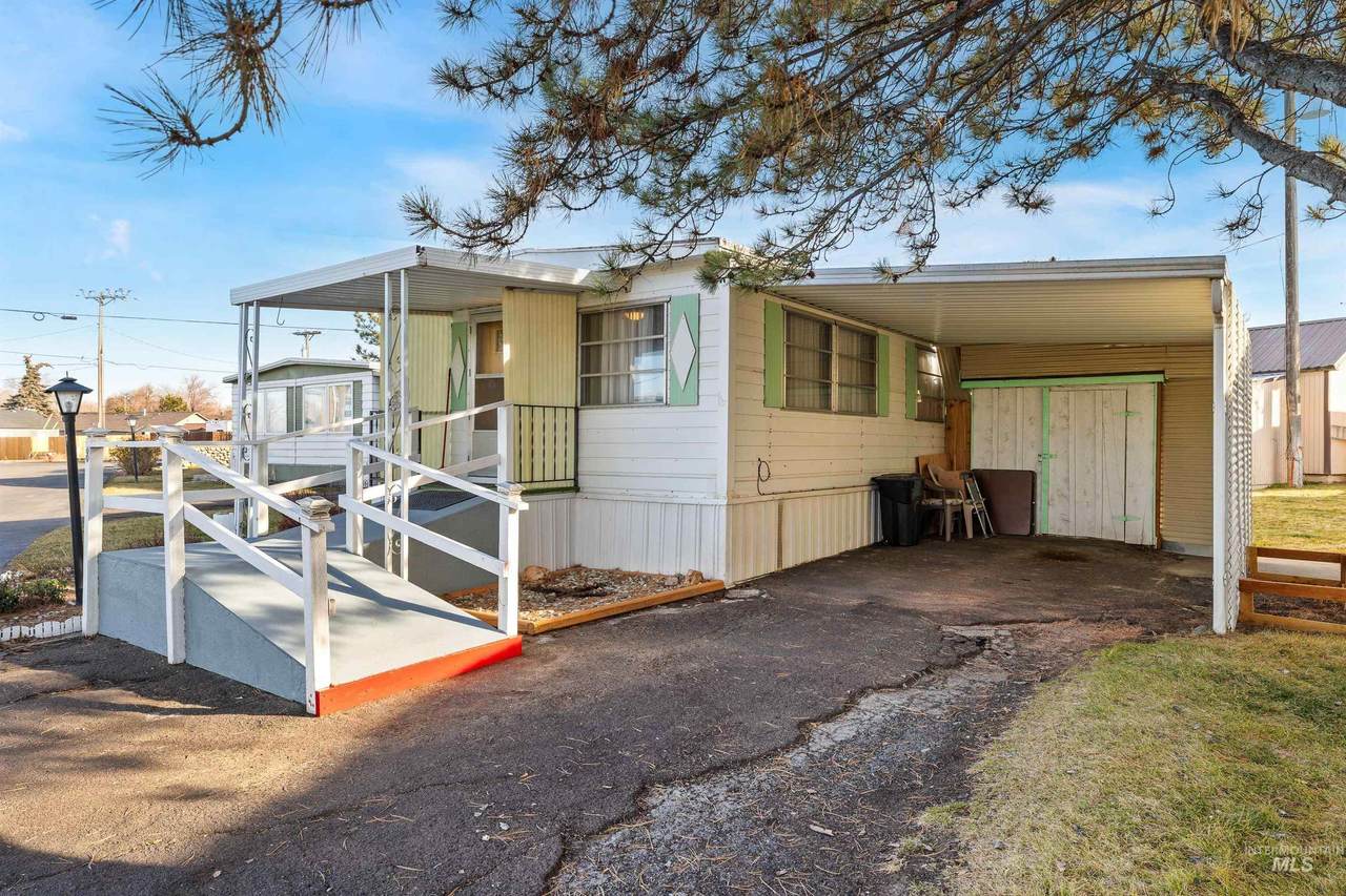 419 Fruitland Ave - Photo 1