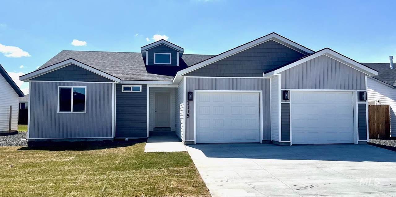 1115 Meadow Lake Loop - Photo 1