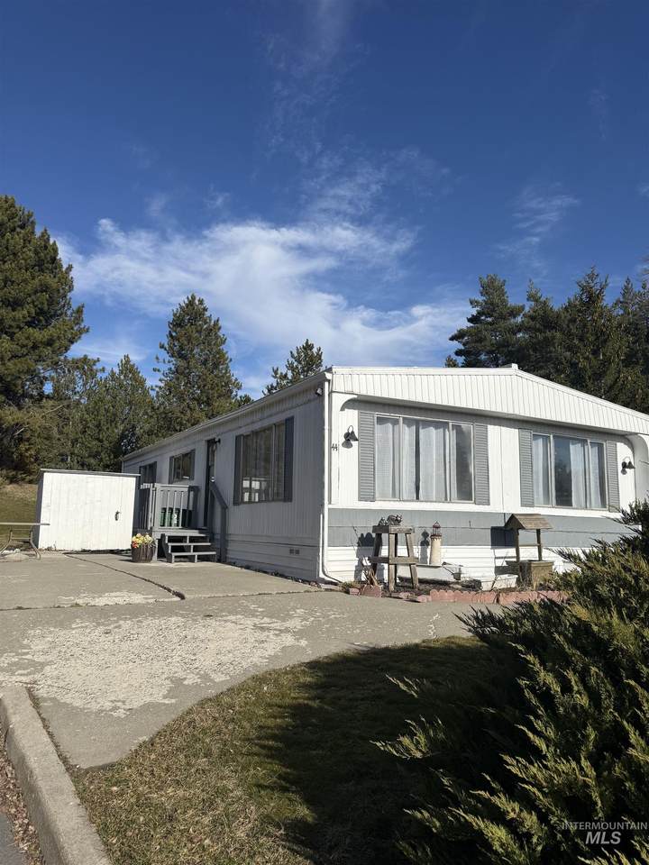 605 Almon St #44 - Photo 1