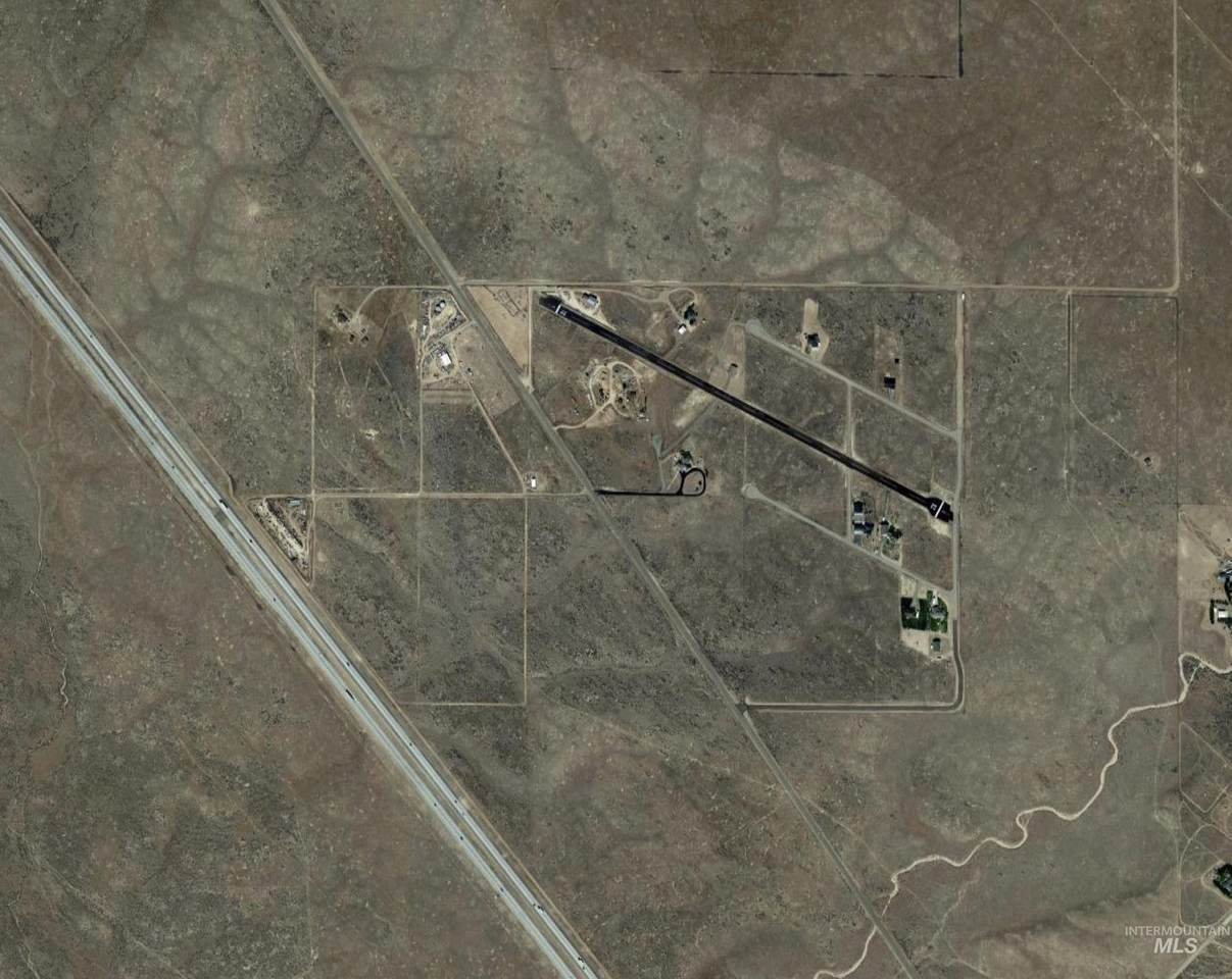 2785 Desert Wind Rd - Photo 1