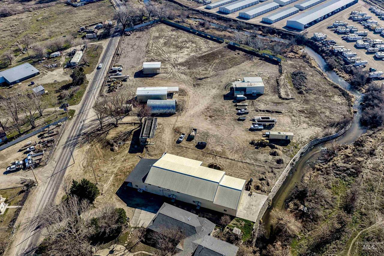 2800 Chicago St - Photo 1