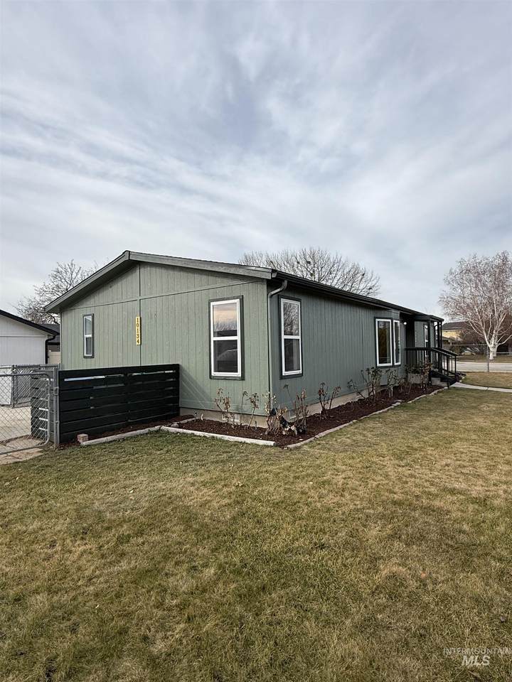 10134 W Mesquite Ln - Photo 1