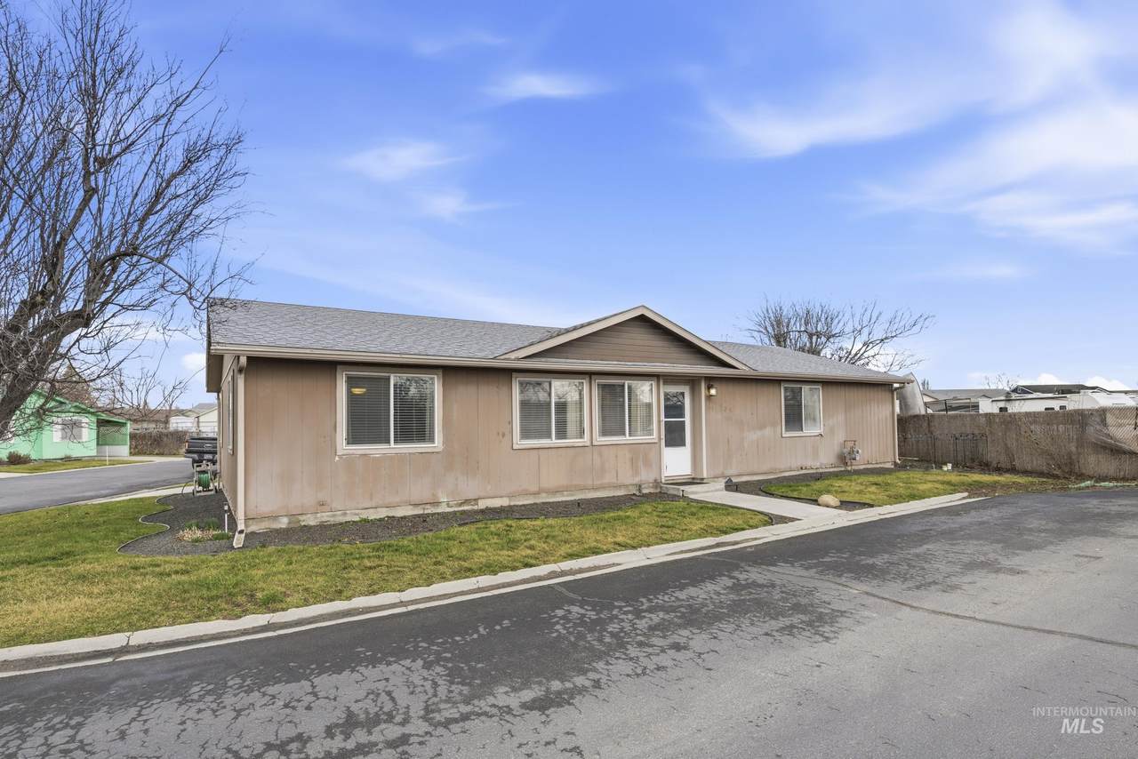 1907 W Flamingo Ave - Photo 1