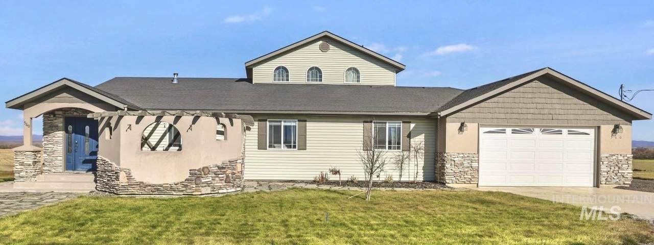 560 Riverview Drive - Photo 1
