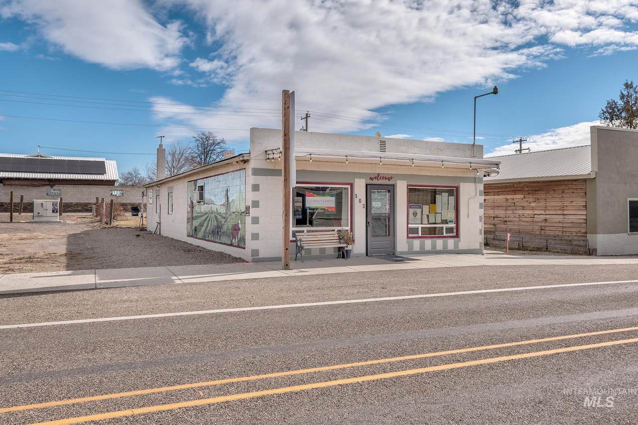 503 1st St - Photo 1