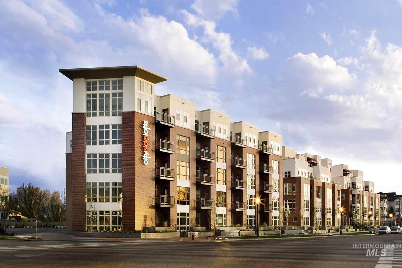 412 S 13th St - Photo 1