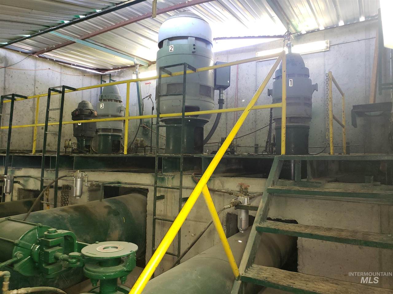 3775 2500 E - Photo 1