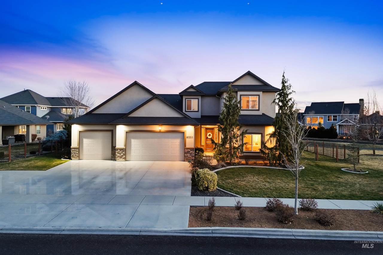 6251 Nordic Dr - Photo 1
