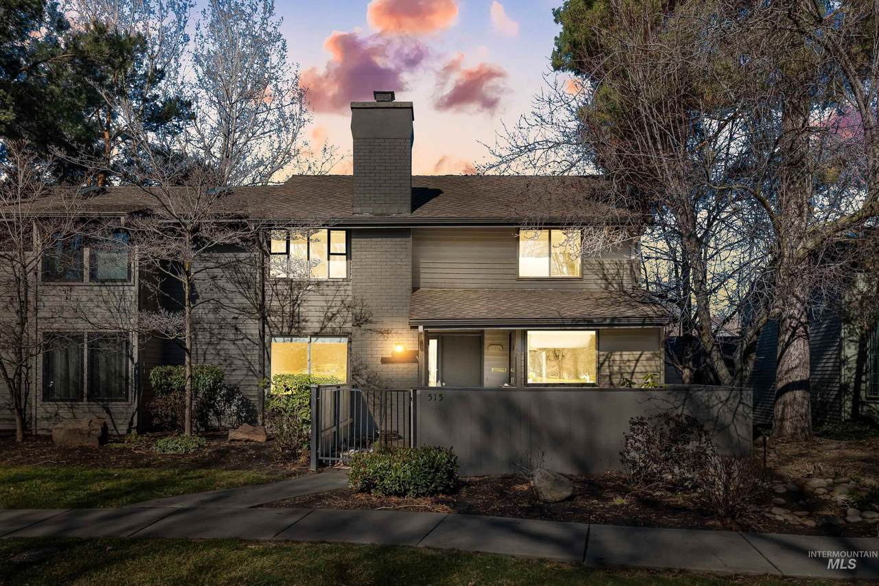 515 Walnut - Photo 1