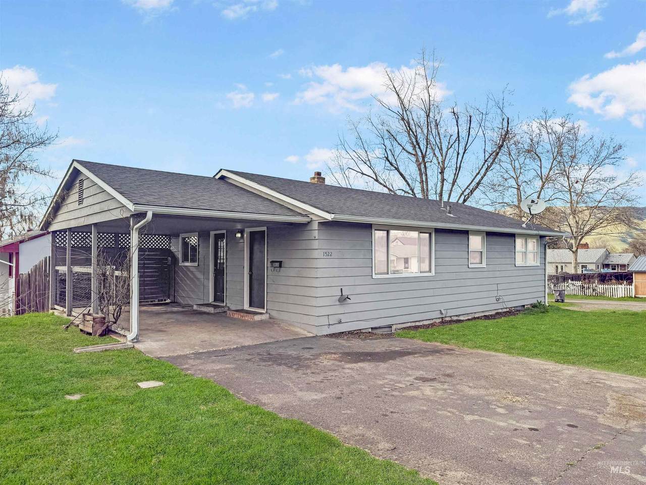 1522 13th St - Photo 1