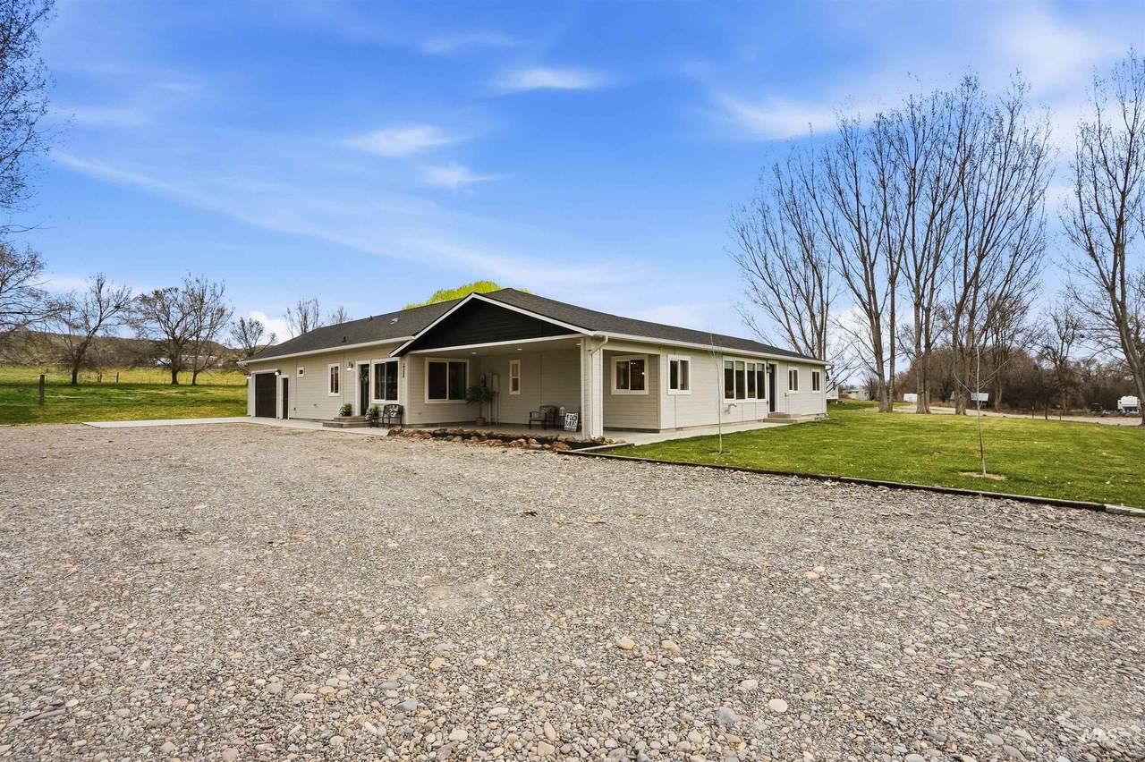 2380 Lower Pond Lane - Photo 1