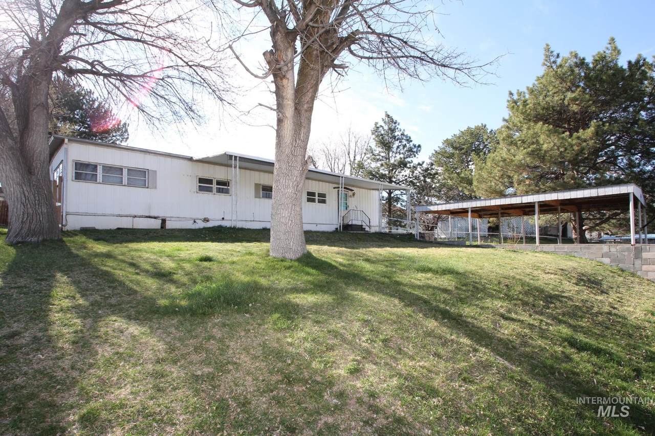 3845 Carbondale - Photo 1