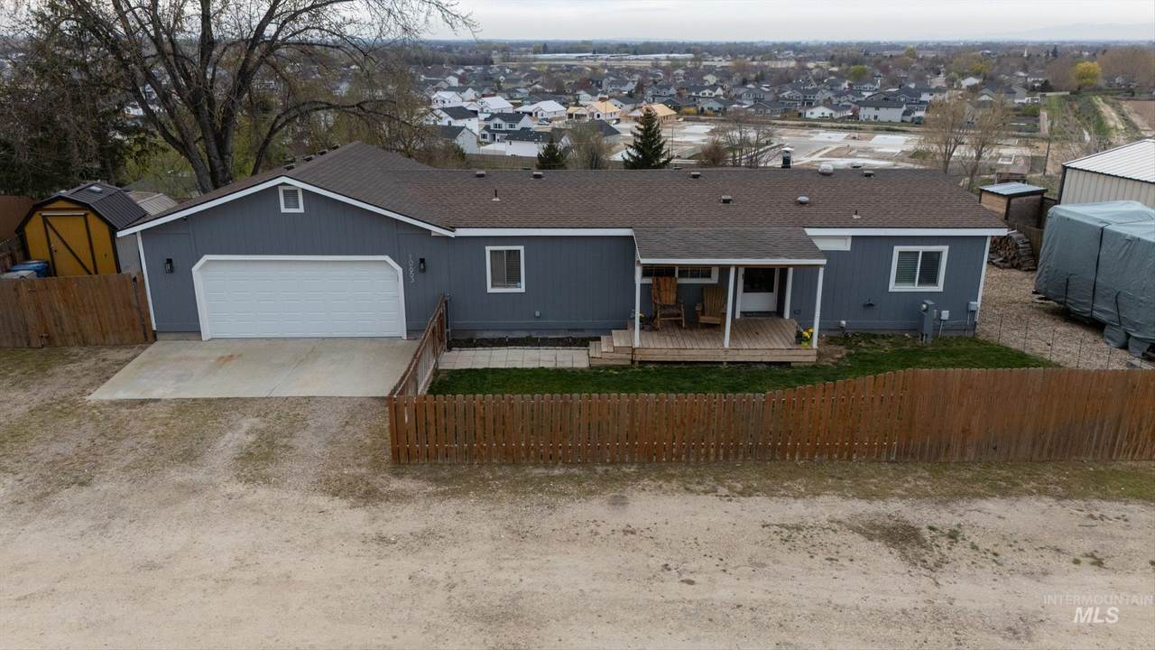 10653 Valley Hi Road - Photo 1