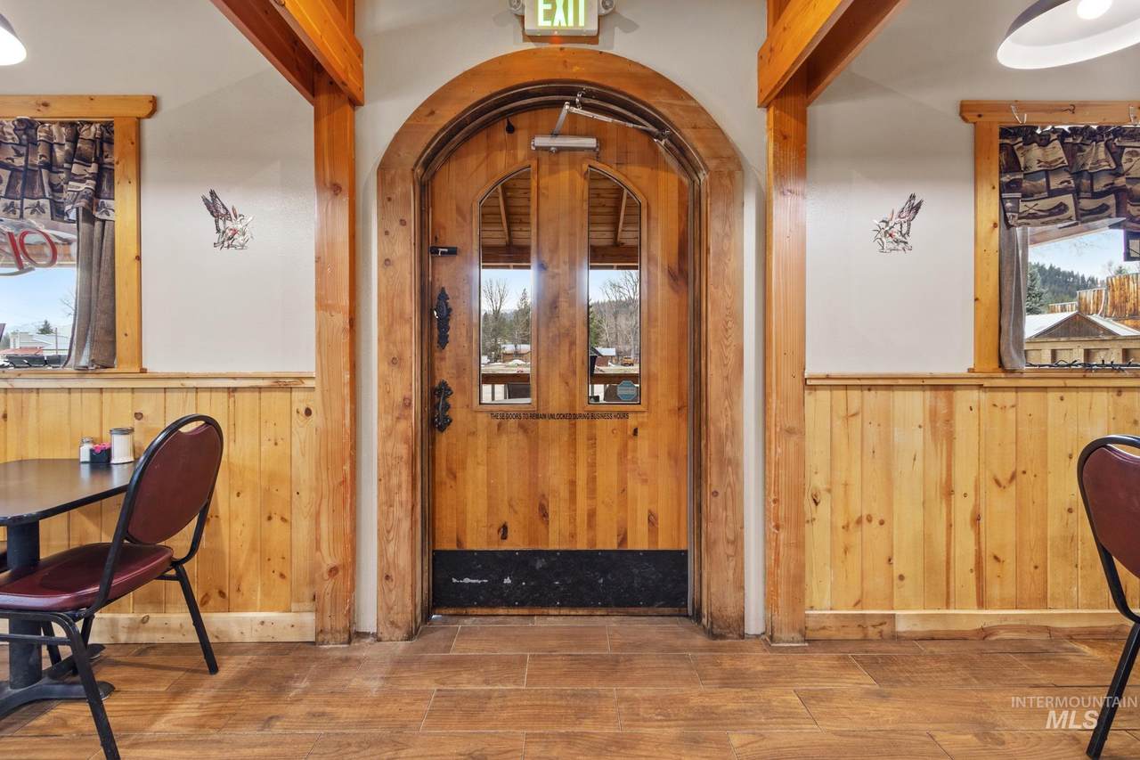 200 Main Street - Photo 1