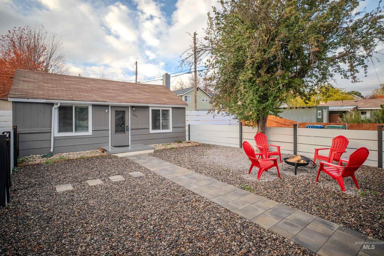 3311 Hamilton - Photo 1