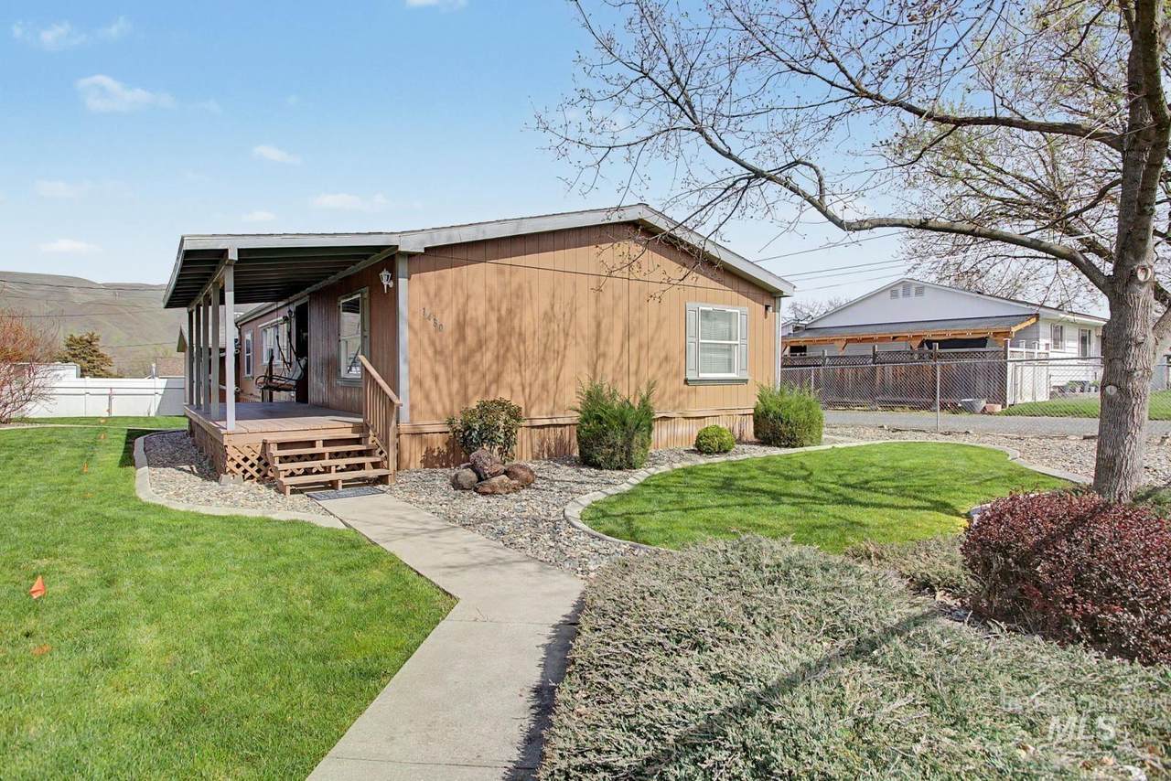 1480 Birch - Photo 1