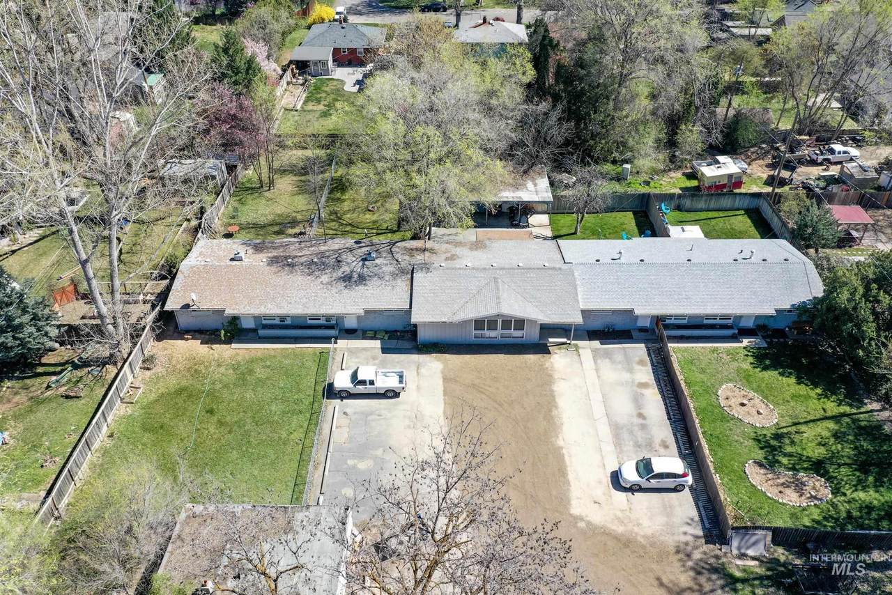 1002-1004 Shoshone Street - Photo 1