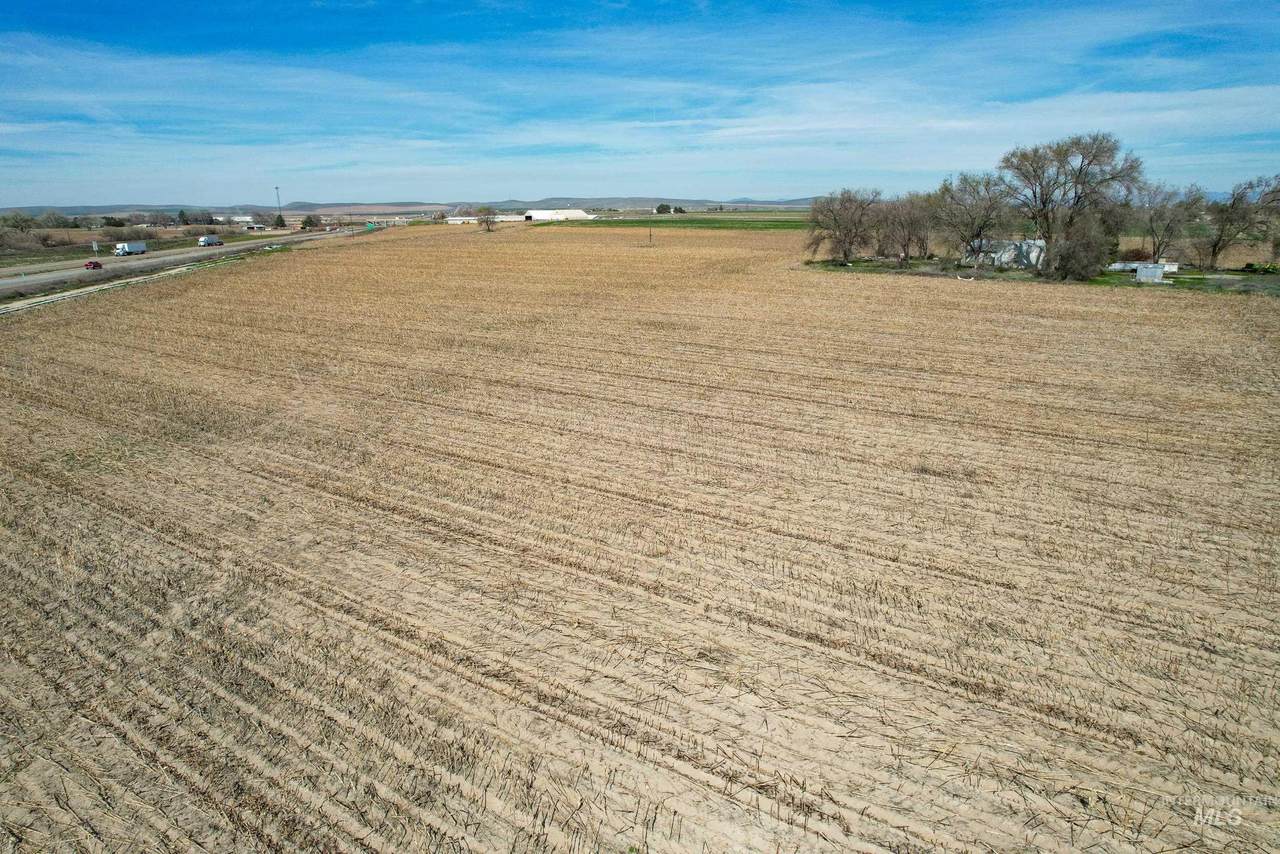 4465 Oak Road - Photo 1