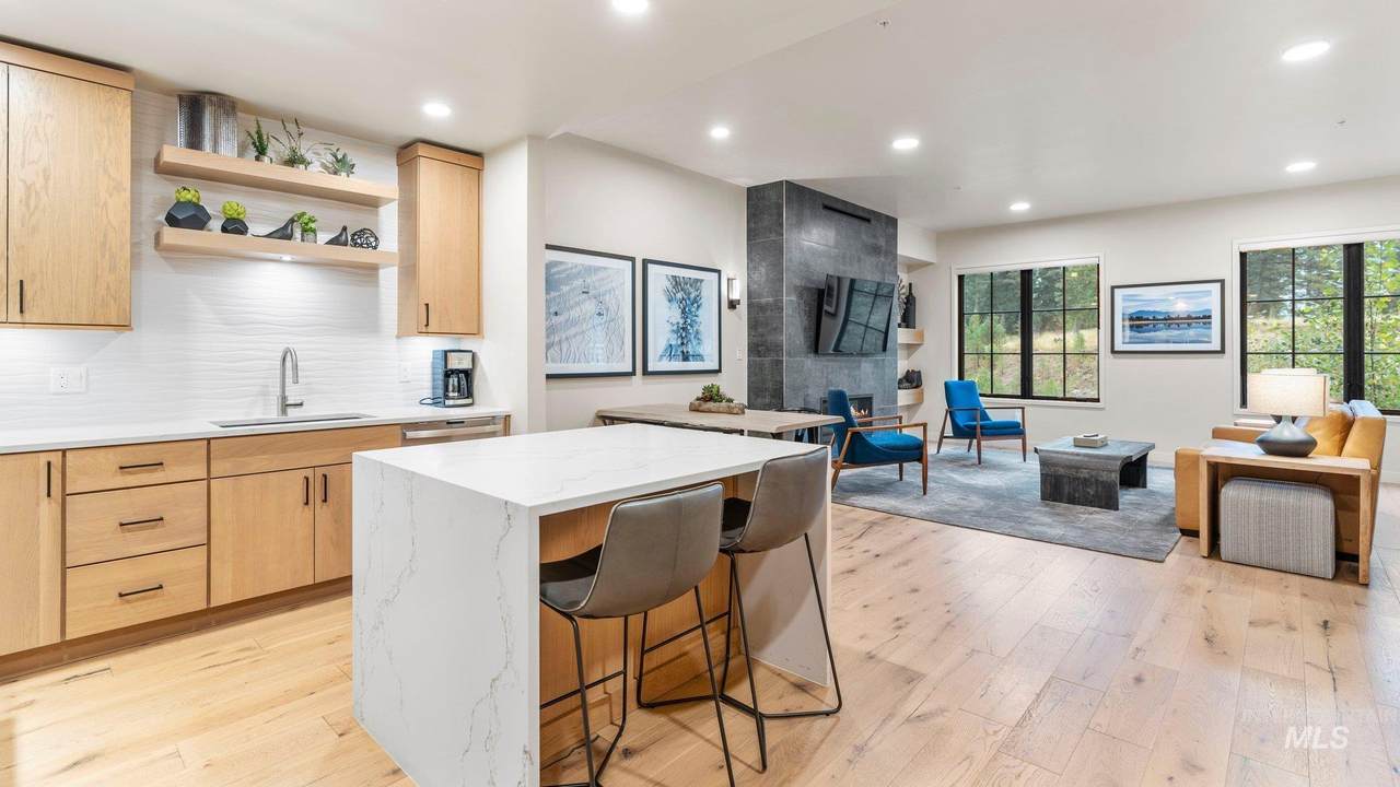 760 Village Drive - Photo 1