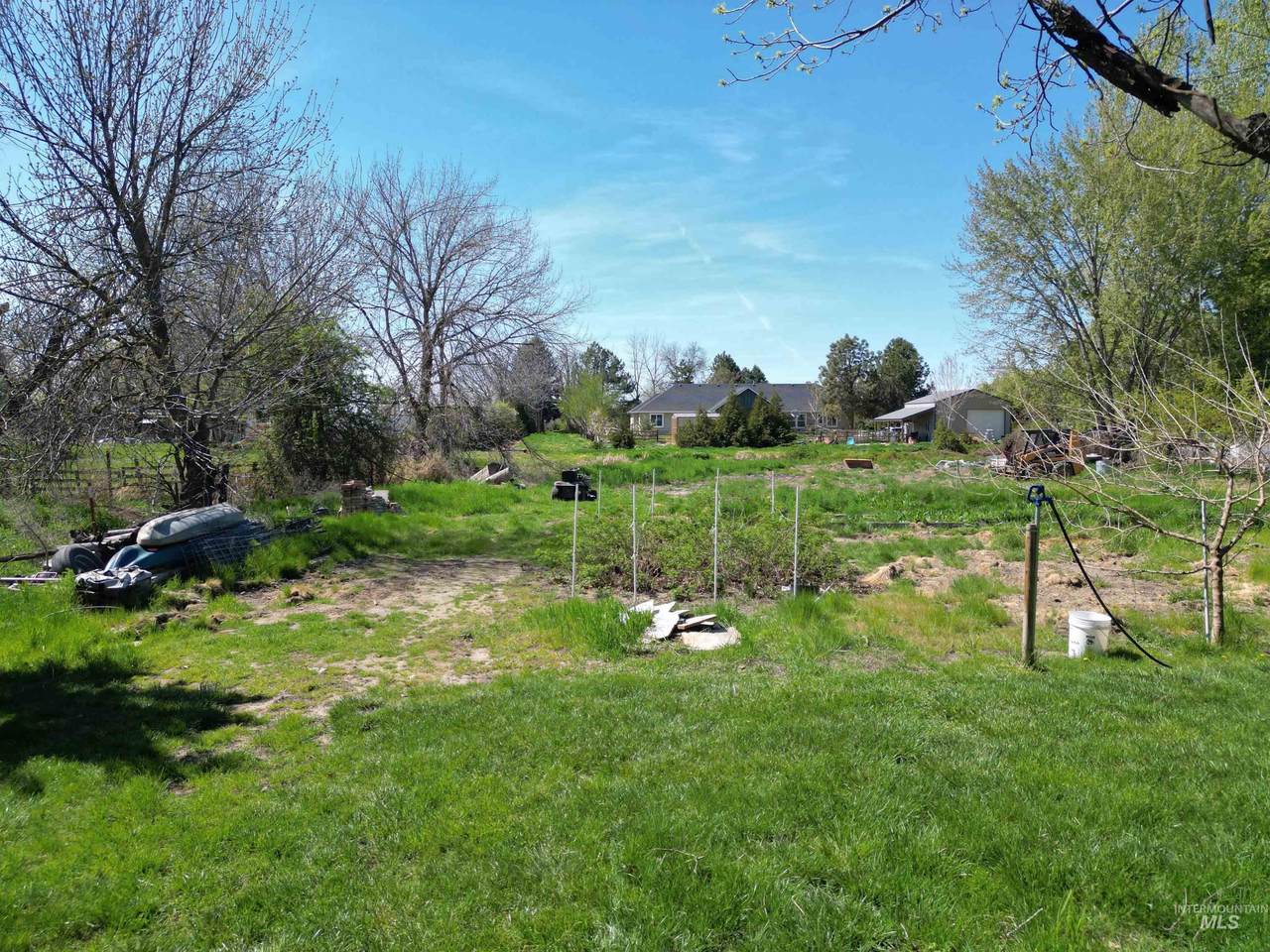 https://bt-photos.global.ssl.fastly.net/imls/1280_boomver_2_98981600-2.jpg