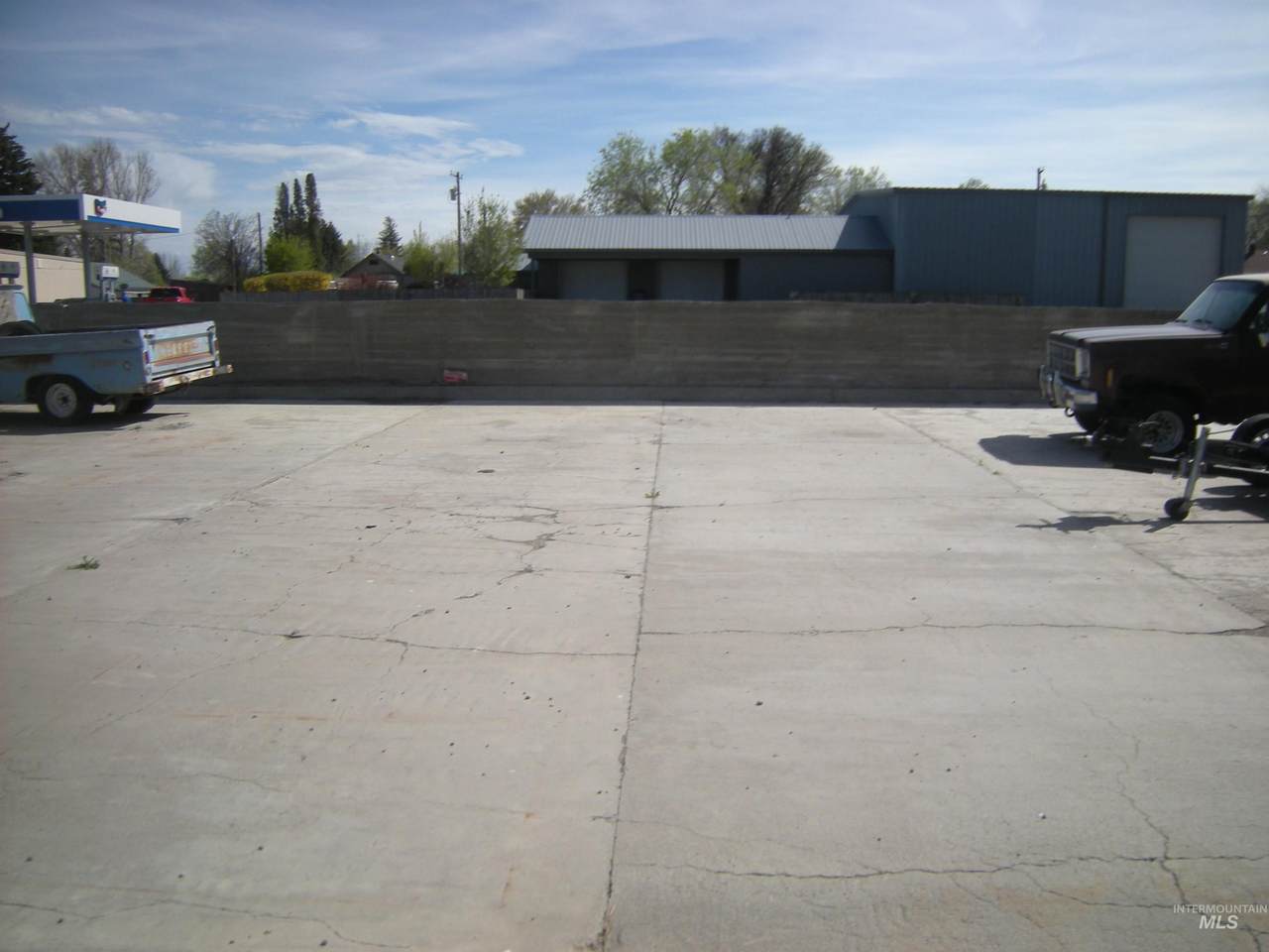 Appr 403 Main St (Lots 16,17, 18 Blk 5) - Photo 1