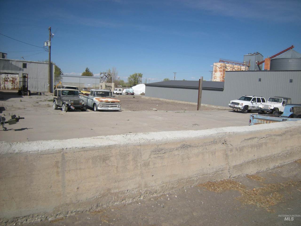 https://bt-photos.global.ssl.fastly.net/imls/1280_boomver_1_98981697-2.jpg