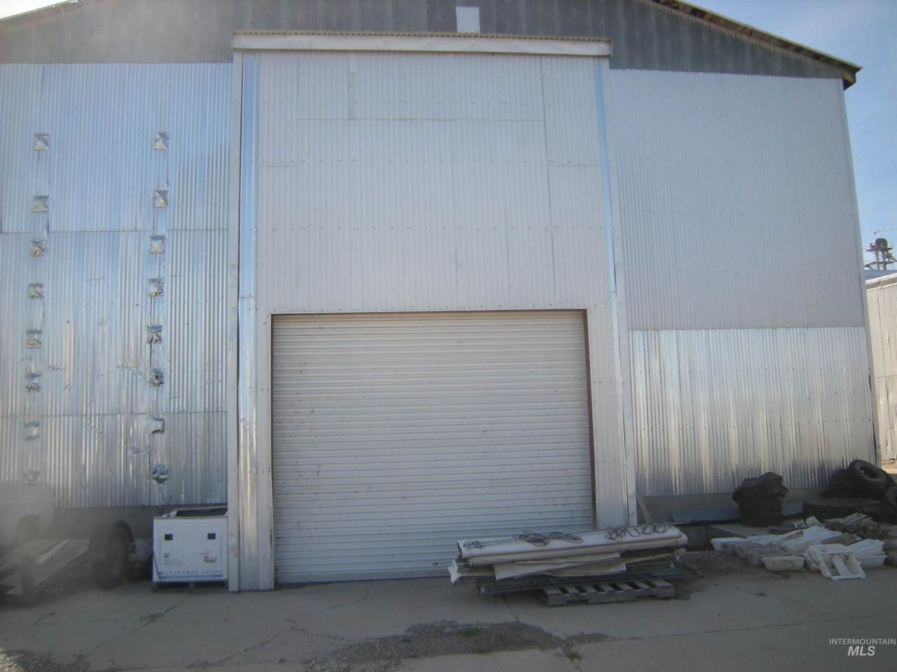 https://bt-photos.global.ssl.fastly.net/imls/1280_boomver_1_98981702-2.jpg