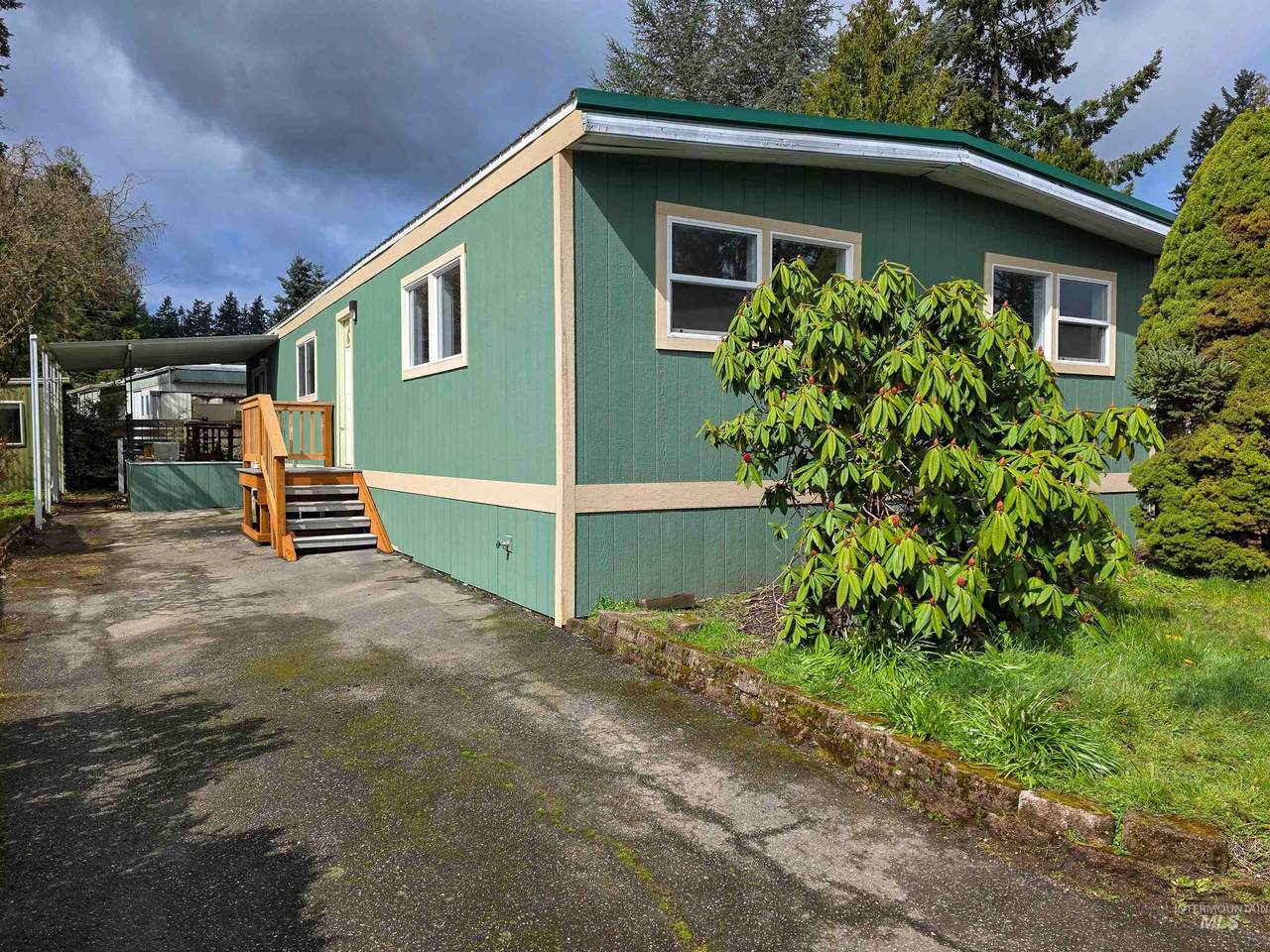 5220 176th St Sw - Photo 1