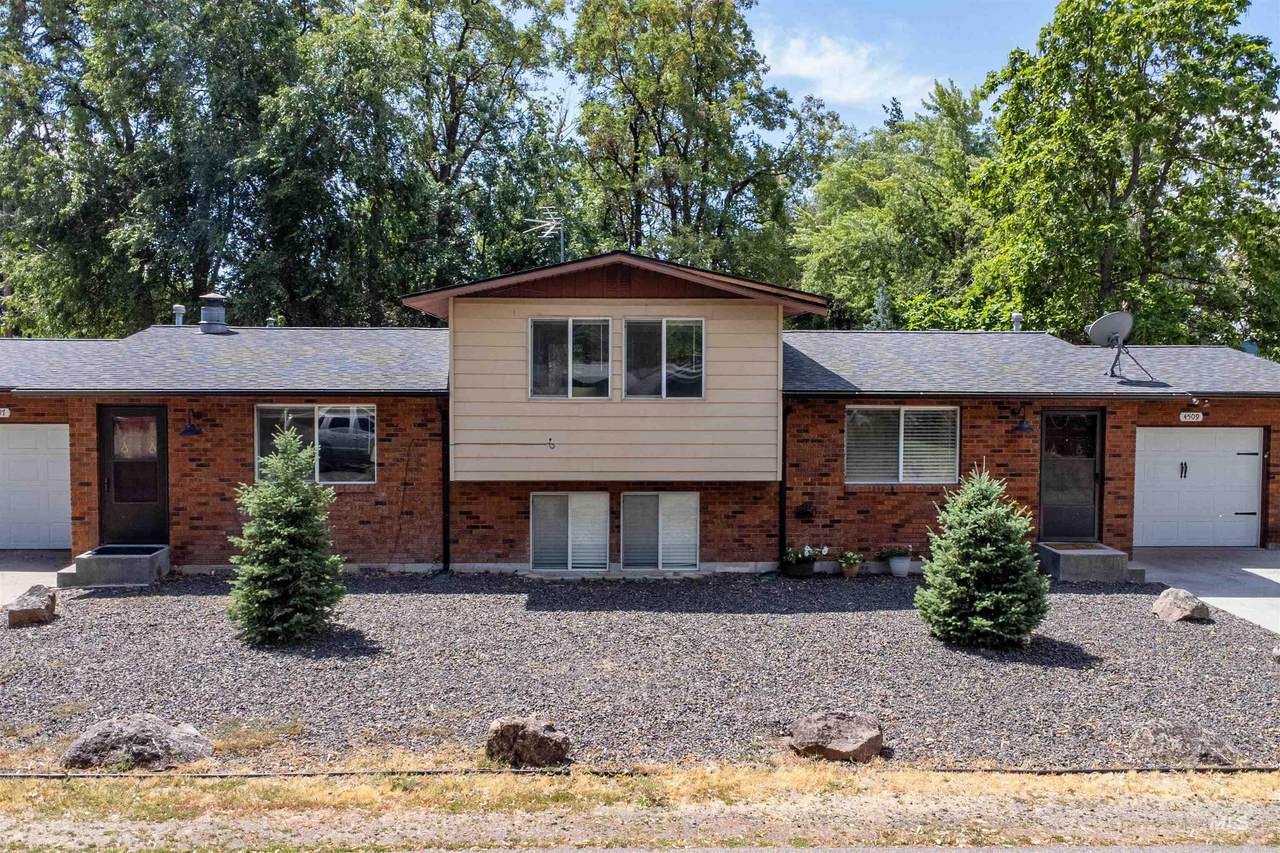 4507/4509 Forsythia Drive - Photo 1