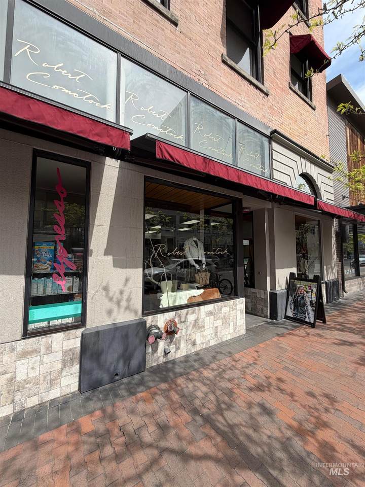 828 Idaho Street - Photo 1
