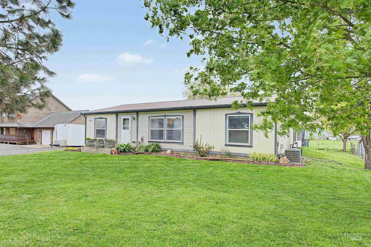 2221 Cedar Avenue - Photo 1